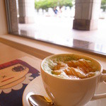 Cafe 小倉山 - 抹茶キャラメルラテ (420円)