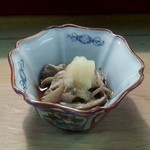 栄寿司 - お通し 平たけ