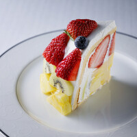 果実のズコットケーキ