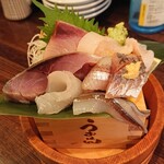 居魚屋 うおはん - 