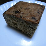 一歩ベーカリー - スパイスシュトーレン1/4