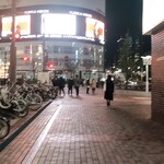 REIS KEBAB - 西武新宿駅前観（22時頃）