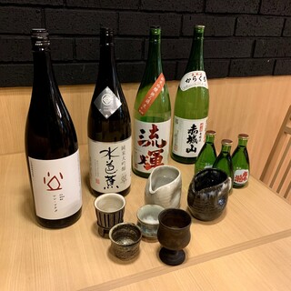 We have a large selection of local sake from Gunma Prefecture! A la carte dishes are also available.