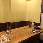 王道居酒屋のりを - アクリル板も設置しております♪