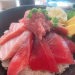 焼津港 みなみ - マグロさんチーム