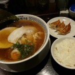 宇都宮 大谷餃子店 - 中華そばAセット 950円