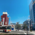 焼津港 みなみ - 真ん中に、清水港みなみが見えます。