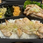 Hakuundai - トントロ弁当　ダブル