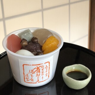 お持ち帰りOK◎3種類の蜜から選べる当店一押し『あんみつ』