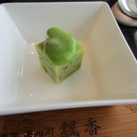 中国菜 老四川 飄香 銀座三越店 - 前菜①のアップ