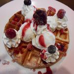 サッポロ珈琲館 - べりーべりーワッフル