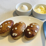 ラルジャン - 自家製ライ麦パン　ヨーグルトバター　自家製フレッシュバター