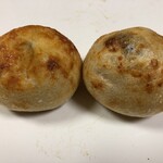 パン・デ・フィロゾフ - 【オリーブ・エ・フロマージュ】240円　×2