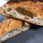 パン・デ・フィロゾフ - 【アルファ・バゲット】断面