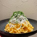 Roji-oku - 釜揚げと大葉の明太子パスタ