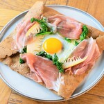 ビストロ ワイン カフェ ハース - 【季節ガレット】筍と菜の花・パルマ産プロシュートのガレット