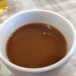 レストラン香港 - 食後のサービスコーヒー