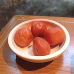 Pickled plums 100 yen