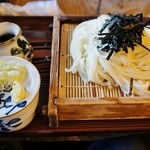 そば処 薬師 - 「ざるうどん」\850です(9/21UP)