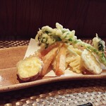 インディ庵 - 明日香村の筍と野菜の天ぷら盛