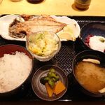 魚と創作料理 だん - 本日の焼き魚（とろあじ）定食 税込880円