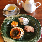 隠れ家たまり - 焼き菓子四品盛り合わせ佐渡のめぐみっ茶（いちじく）