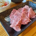 近江牛肥育牧場直営 ホルモン焼肉 犇 カメチク - 近江牛赤身