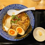 ラーメン 旭軒 - 令和3年4月
            豊潤醤油ラーメン味玉 850円