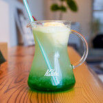 オーケーコーヒーサガロースタリー - 夏秋アイスのクリームソーダ（メロン）