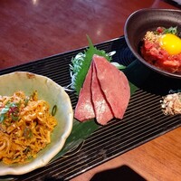 蕃 YORONIKU - 