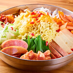 Budae jjigae hotpot (serves 2-3)