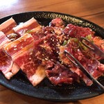 Tokiwa Tei - 肉はカルビとハラミが各4。