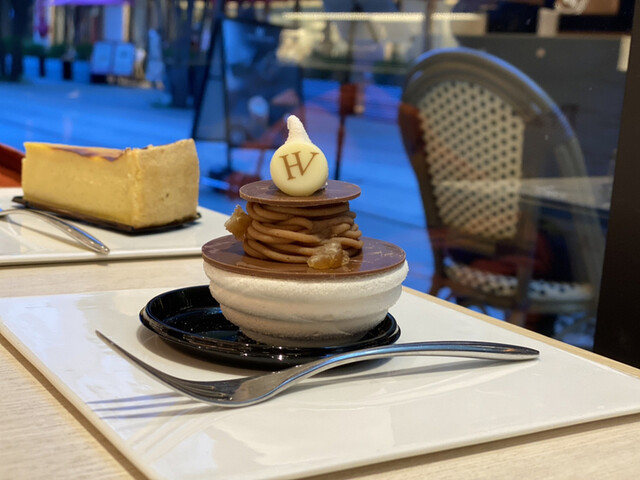 閉店 ユーゴ アンド ヴィクトール 日本橋髙島屋s C 店 Hugo Victor 日本橋 洋菓子 その他 食べログ