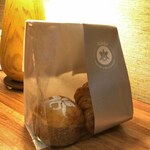 HALEKULANI BAKERY - パン