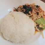 タイ料理 スワンナプームタイ - 