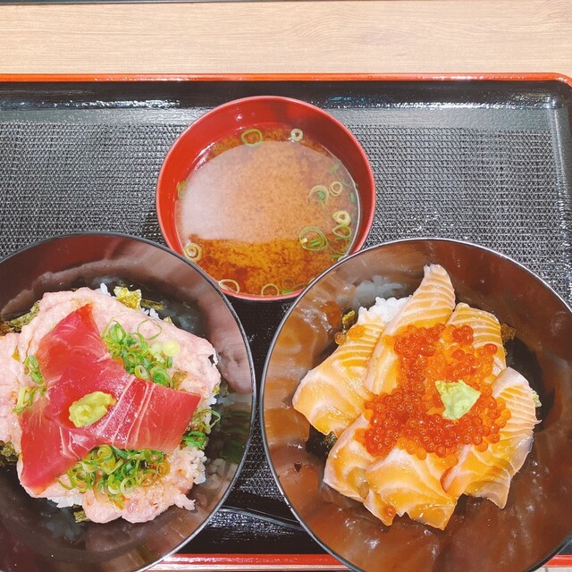 海鮮丼の駅前 阪神梅田店 大阪梅田 阪神 海鮮丼 食べログ