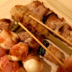 山の猿 - つくね 143円/とり 120円