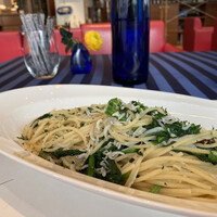 ラ･スコリエーラ - 菜の花とシラスのアーリオオーリオ。