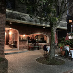 Cafe La TRAVIATA - 