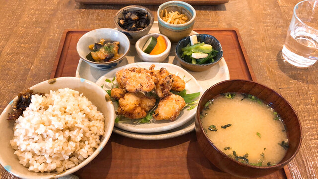 シラハト商店 梶が谷 カフェ 食べログ