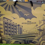 チックタック・ダイナー - （2012/8月）パンの持ち帰りには底に厚紙入りの立派な紙袋に入れてくれました。