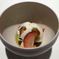 オマージュ - モッツァレラチーズ