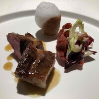 オマージュ - 梅山豚