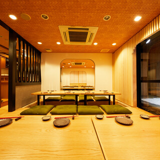 热情好客，提供正宗的日本料理。私人房间可用于娱乐和晚宴。