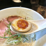 中華蕎麦 葛 - 味玉リフト