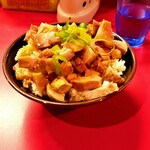 家系ラーメン とらきち家 - 賄い飯肉増し