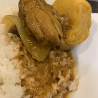 紅花別館 - カレーをかけたところ