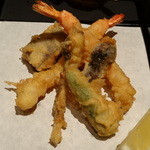 レストラン セブンシーズ - 松茸と海老と野菜の天麩羅