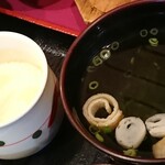 ほうりん - 味噌汁と茶碗蒸しのアップ。
