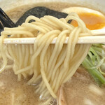 麺屋 彰 - しっかり主張してたストレート麺